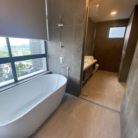 Astoria,4R3B,4Kmtoklcc,1505Sf,Bigbalcony,Newcondo,Bathtub,Nicefacilities